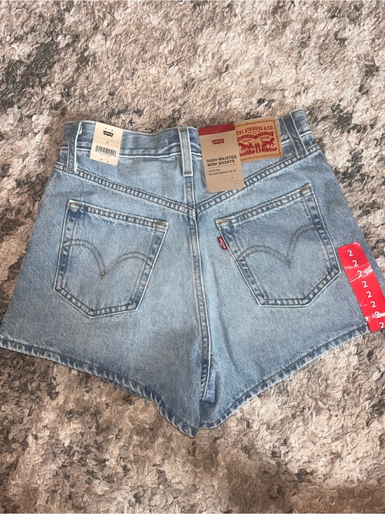 Levi's Pants - Levi's High-Waisted Mom Denim Shorts - Light Blue size 2